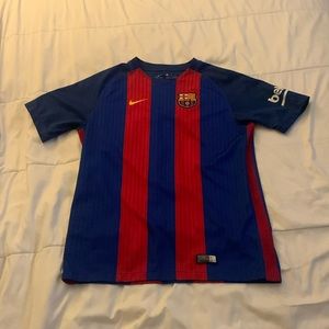 2016/17 FC Barcelona home kit Lionel Messi size youth extra large